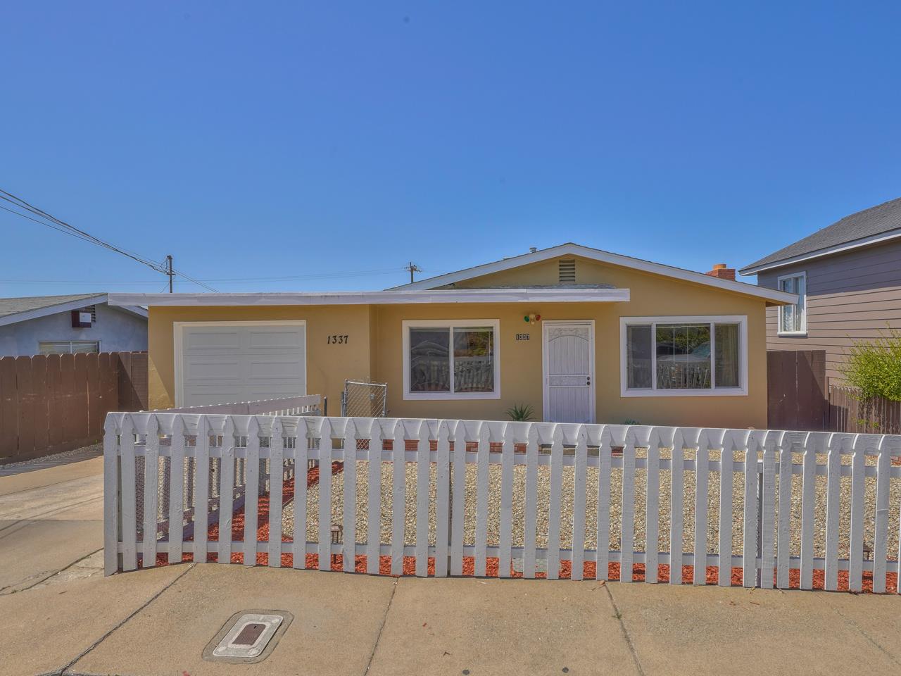 1337 Soto St, Seaside, CA 93955 3 Beds 1 Baths (Sold) ML81839481