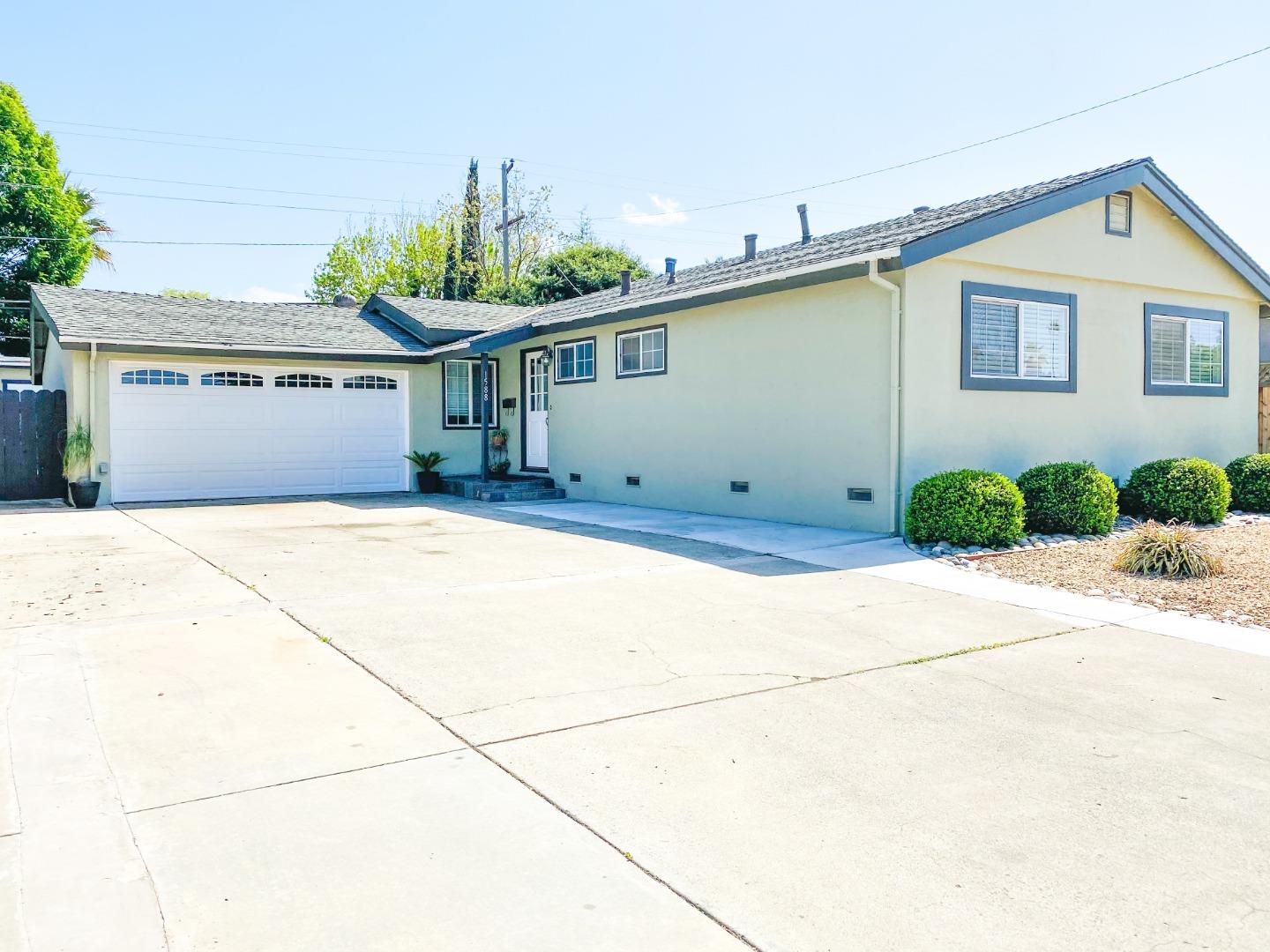 Detail Gallery Image 1 of 1 For 1588 Sabina Way, San Jose,  CA 95118 - 4 Beds | 2 Baths