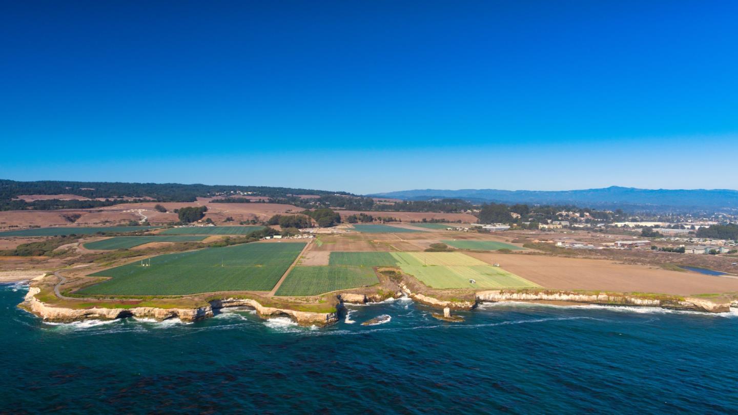 451 Coast Road, SANTA CRUZ, California 95060, ,Lots And Land,For Sale,Coast Road,40968409