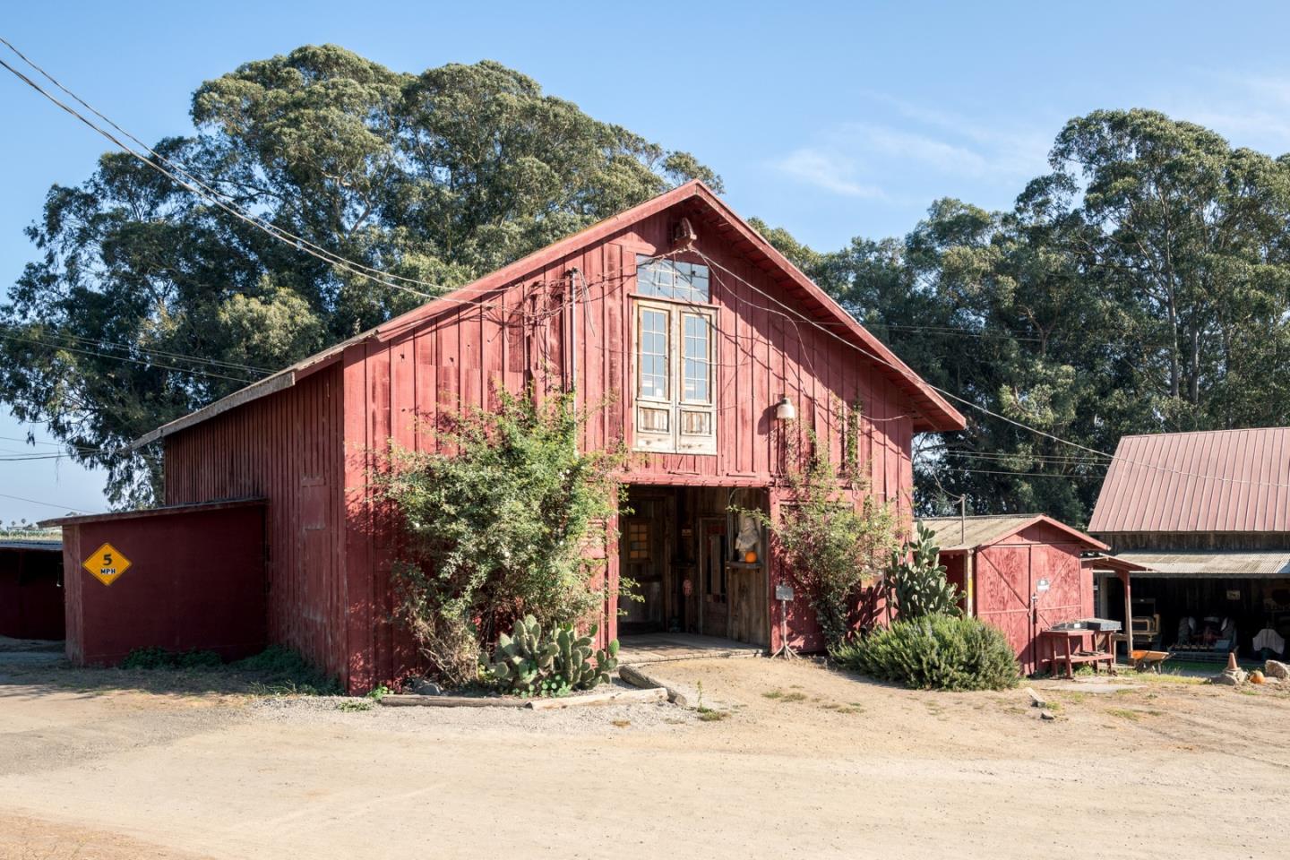 451 Coast Road, SANTA CRUZ, California 95060, ,Lots And Land,For Sale,Coast Road,40968409