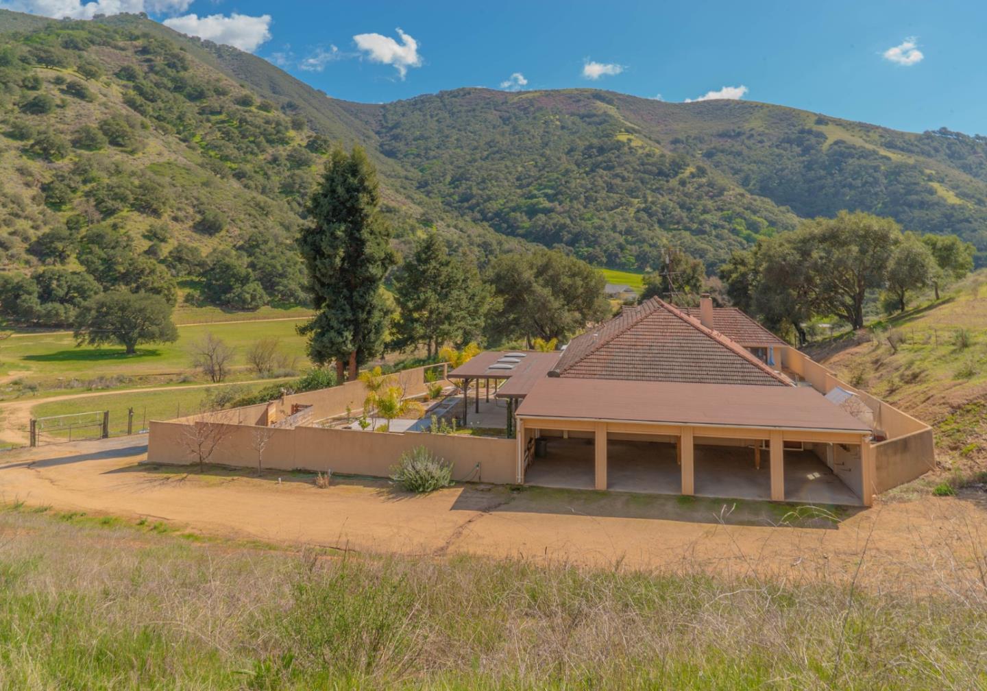 34021 Chualar Canyon Rd, Chualar, CA 93925 4 Beds 2 Baths (Active