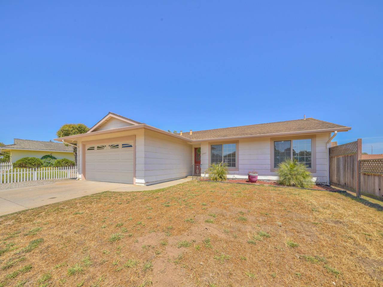 Detail Gallery Image 1 of 1 For 12902 Kennedy Cir, Salinas,  CA 93906 - 3 Beds | 2 Baths