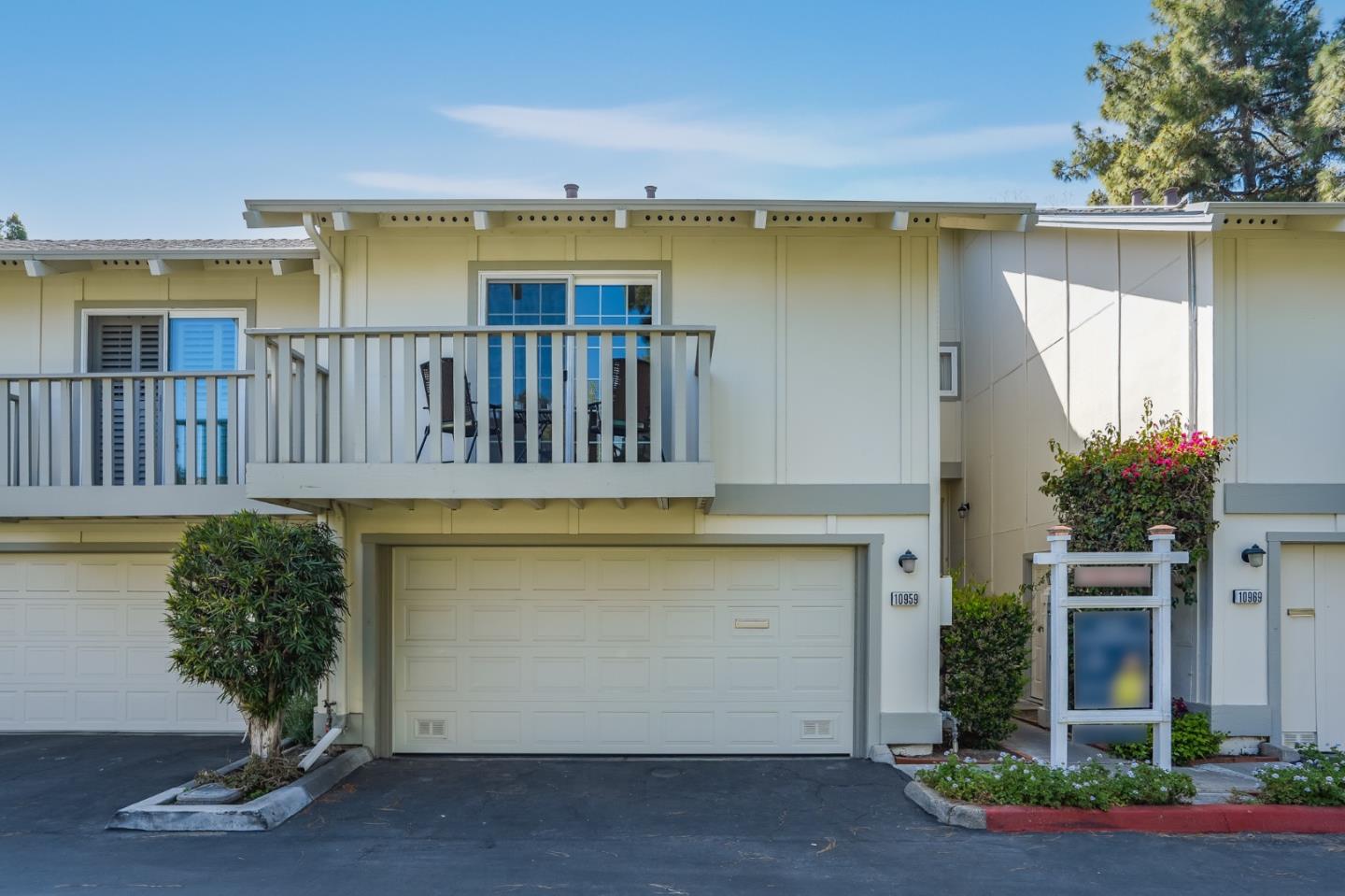 Detail Gallery Image 1 of 1 For 10959 Northshore Sq, Cupertino,  CA 95014 - 3 Beds | 2 Baths