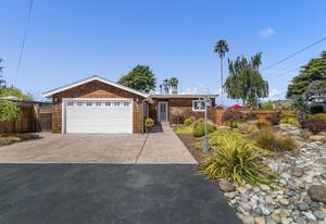 Detail Gallery Image 1 of 1 For 146 Seacliff Dr, Aptos,  CA 95003 - 2 Beds | 2 Baths
