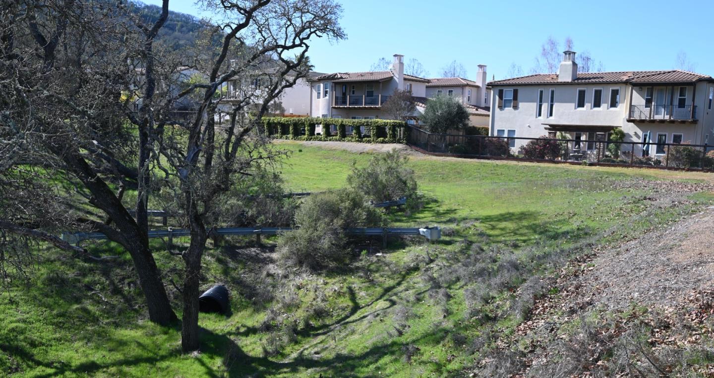 2920 Club Drive, GILROY, California 95020, ,Lots And Land,For Sale,Club Drive,40964244