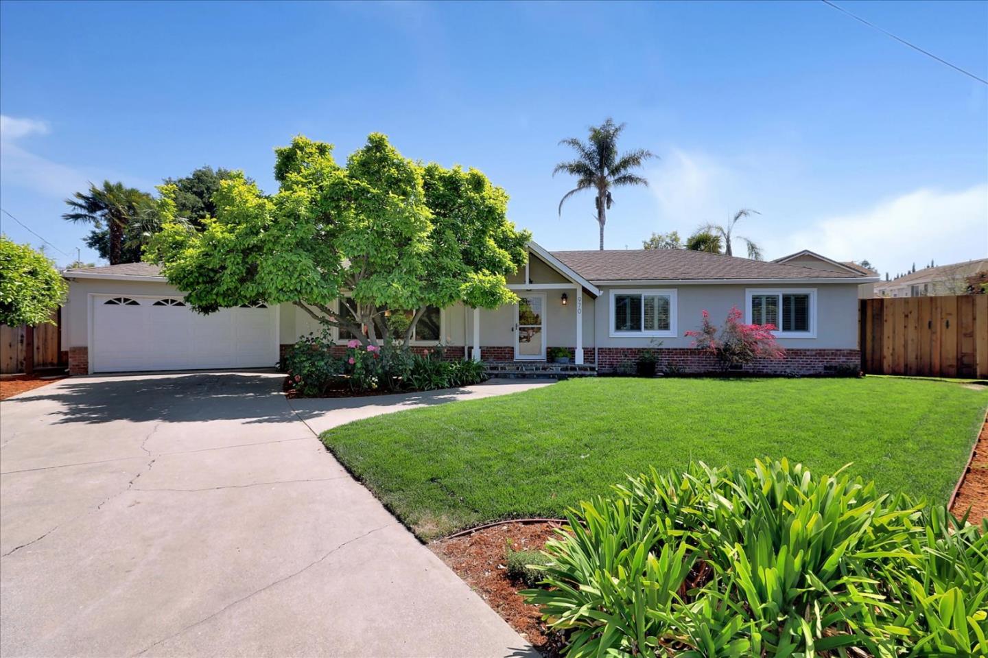 Detail Gallery Image 1 of 1 For 970 Stonehurst Way, Campbell,  CA 95008 - 4 Beds | 2/1 Baths