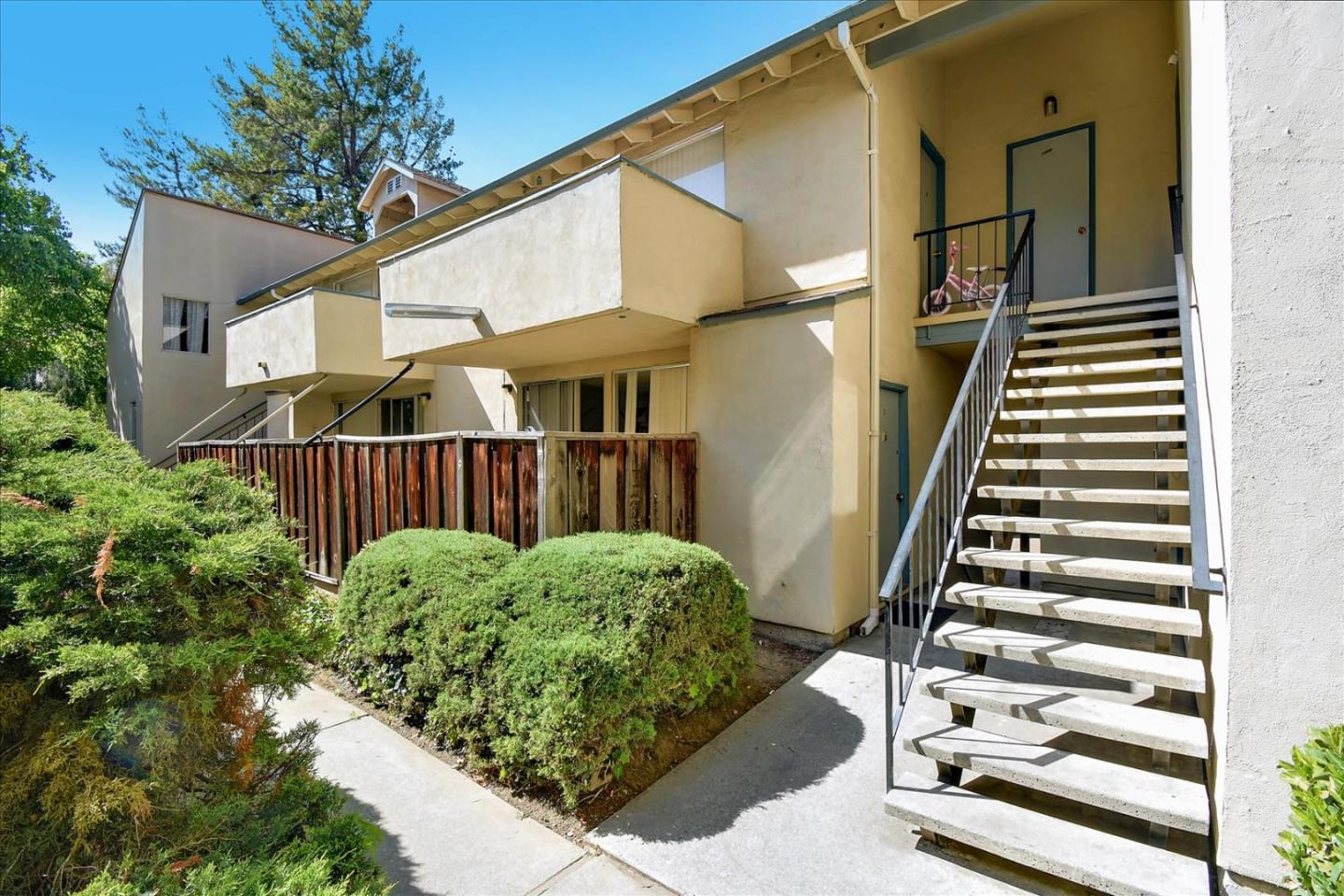 2026 Klamath Avenue, SANTA CLARA, California 95051, ,Comm Ri Multi-units 5+,For Sale,Klamath Avenue,ML81840110