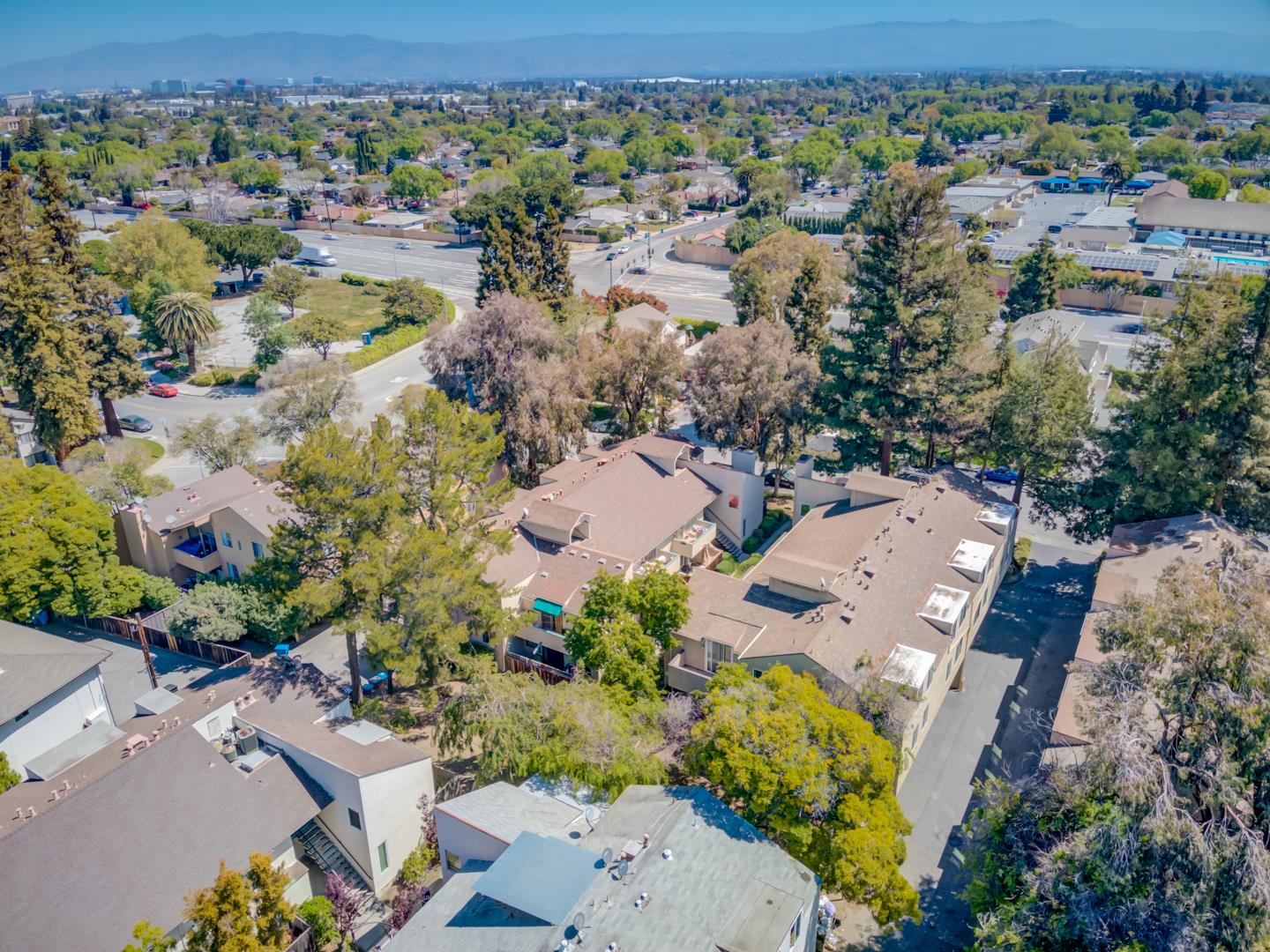 2026 Klamath Avenue, SANTA CLARA, California 95051, ,Comm Ri Multi-units 5+,For Sale,Klamath Avenue,ML81840110