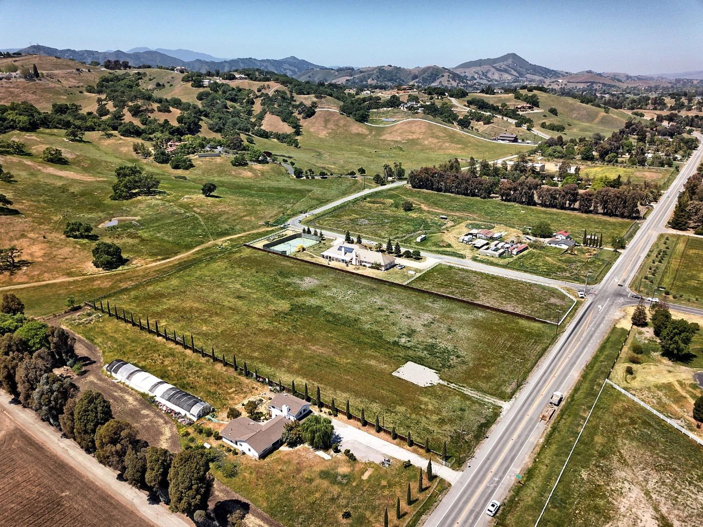 13275 Santa Teresa Boulevard, SAN MARTIN, California 95046, ,Lots And Land,For Sale,Santa Teresa Boulevard,40964259