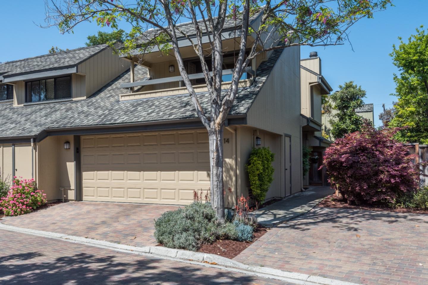 670 San Antonio Rd 14, Palo Alto, CA 94306 3 Beds 2/1 Baths (Sold