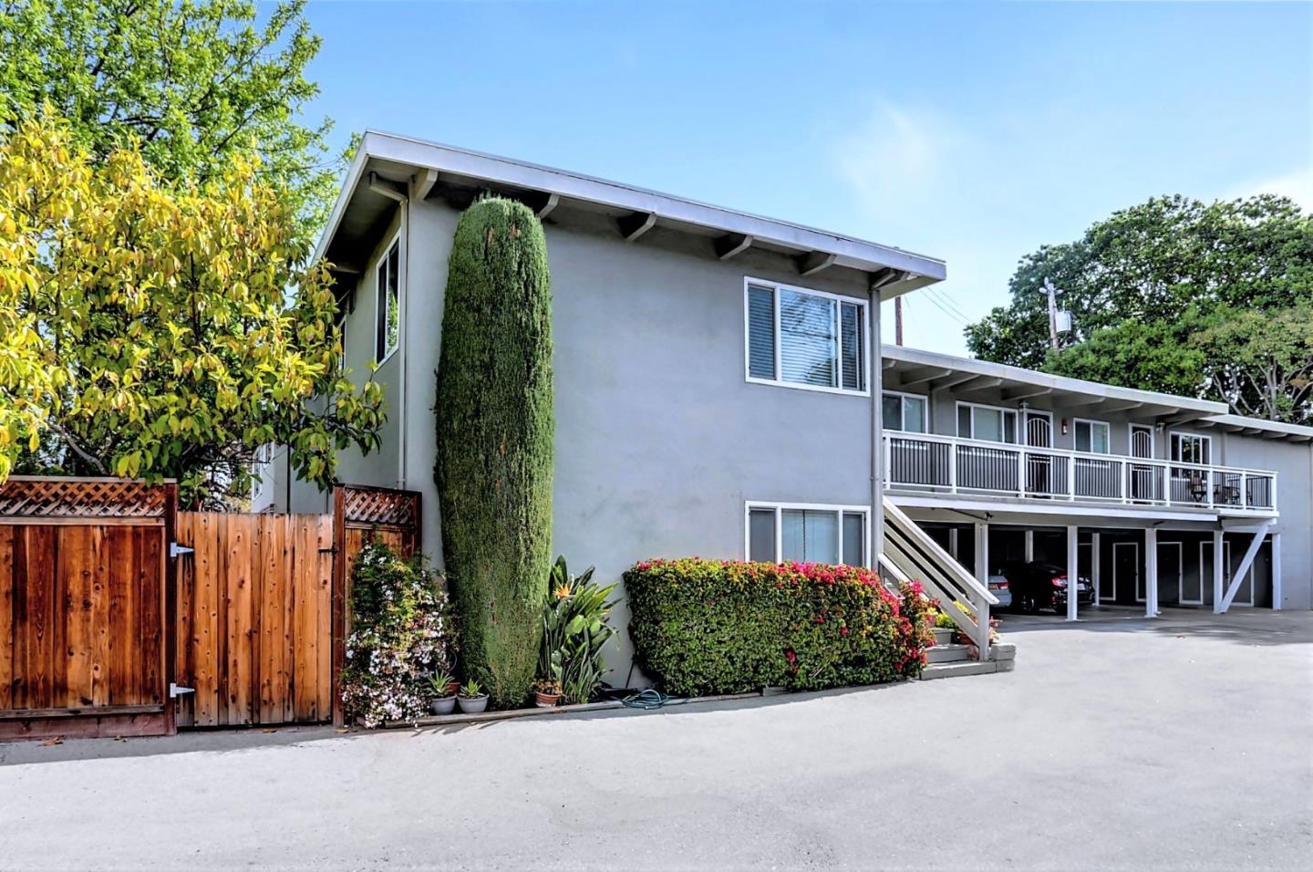4 Coleman Place, MENLO PARK, California 94025, ,Comm Ri Multi-units 5+,For Sale,Coleman Place,ML81840312