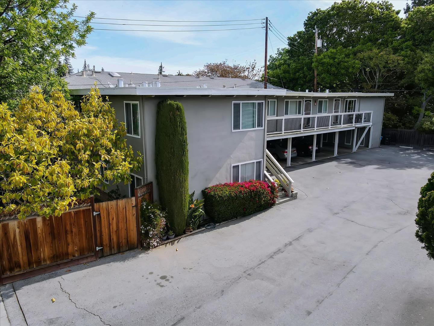 4 Coleman Place, MENLO PARK, California 94025, ,Comm Ri Multi-units 5+,For Sale,Coleman Place,ML81840312