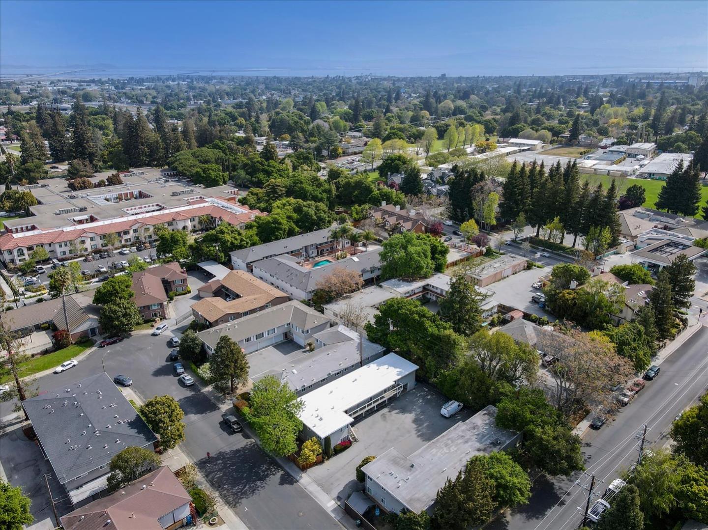 4 Coleman Place, MENLO PARK, California 94025, ,Comm Ri Multi-units 5+,For Sale,Coleman Place,ML81840312