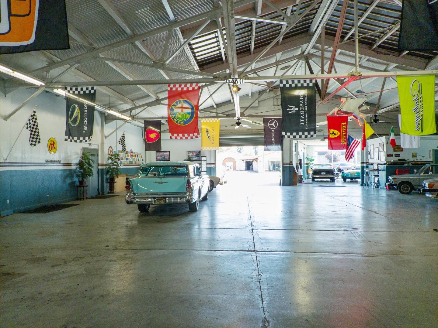 7747 Monterey Street, GILROY, California 95020, ,Comm Industrial For Sale,For Sale,Monterey Street,40964279
