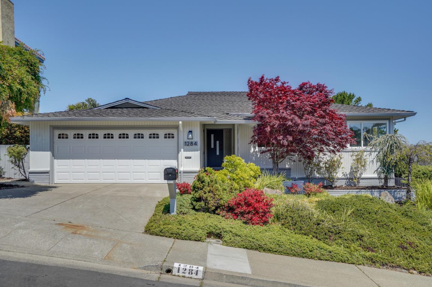Detail Gallery Image 1 of 1 For 1284 Toyon Dr, Millbrae,  CA 94030 - 3 Beds | 2 Baths