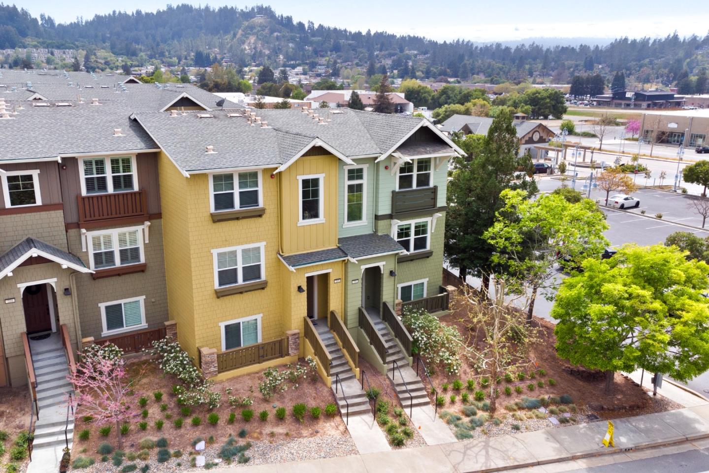 237 Ln 206, Scotts Valley, CA 95066 4 Beds 3/1 Baths