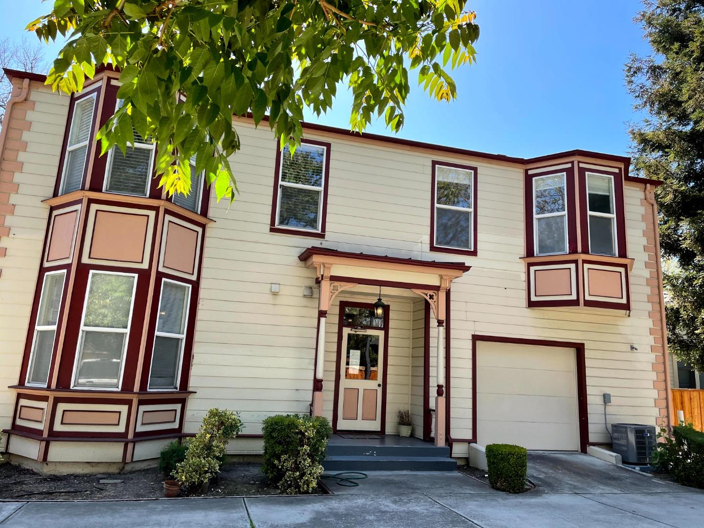 370 N 4th St 5, San Jose, CA 95112 2 Beds 1 Baths (Active) ML81840699 MLSL