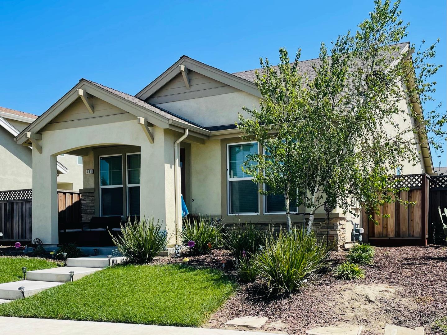 609 Brumwell Ave, King City, CA 93930 3 Beds 2 Baths (Sold