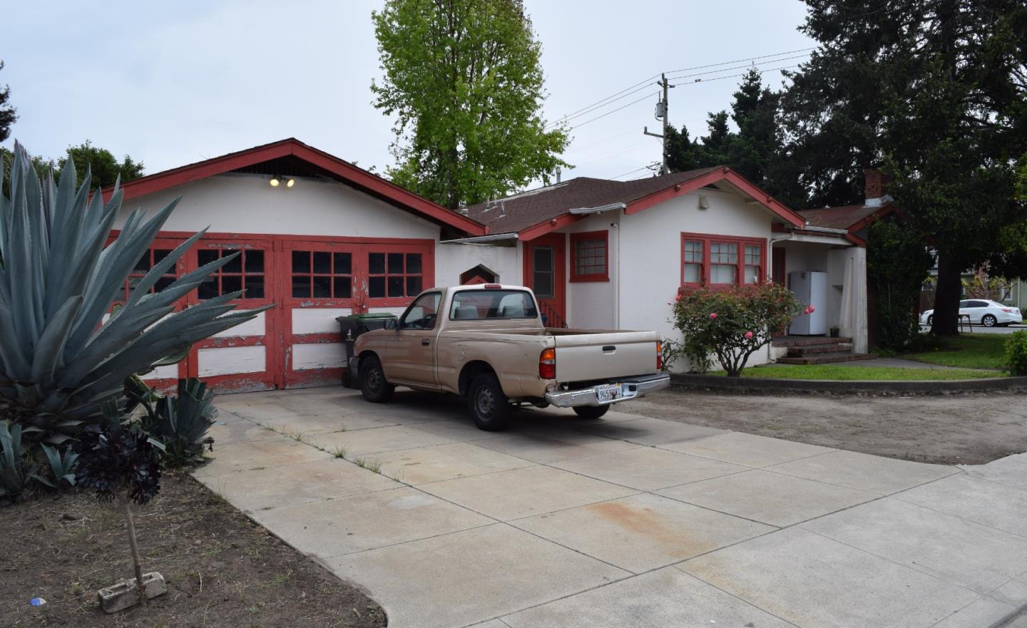 500 Mckenzie Ave, Watsonville, CA 95076 3 Beds 1 Baths (Sold