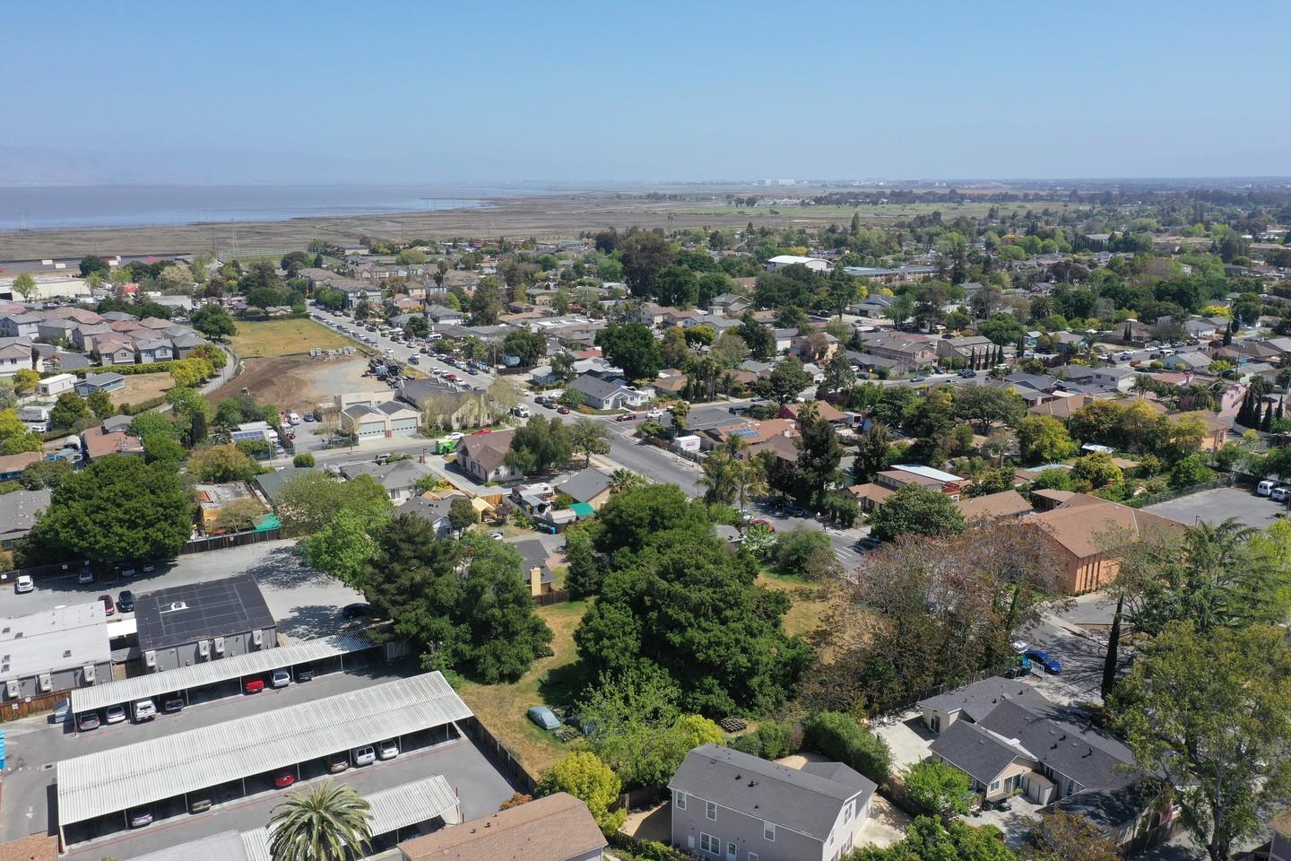 851 Weeks Street, EAST PALO ALTO, California 94303, ,Lots And Land,For Sale,Weeks Street,40964384