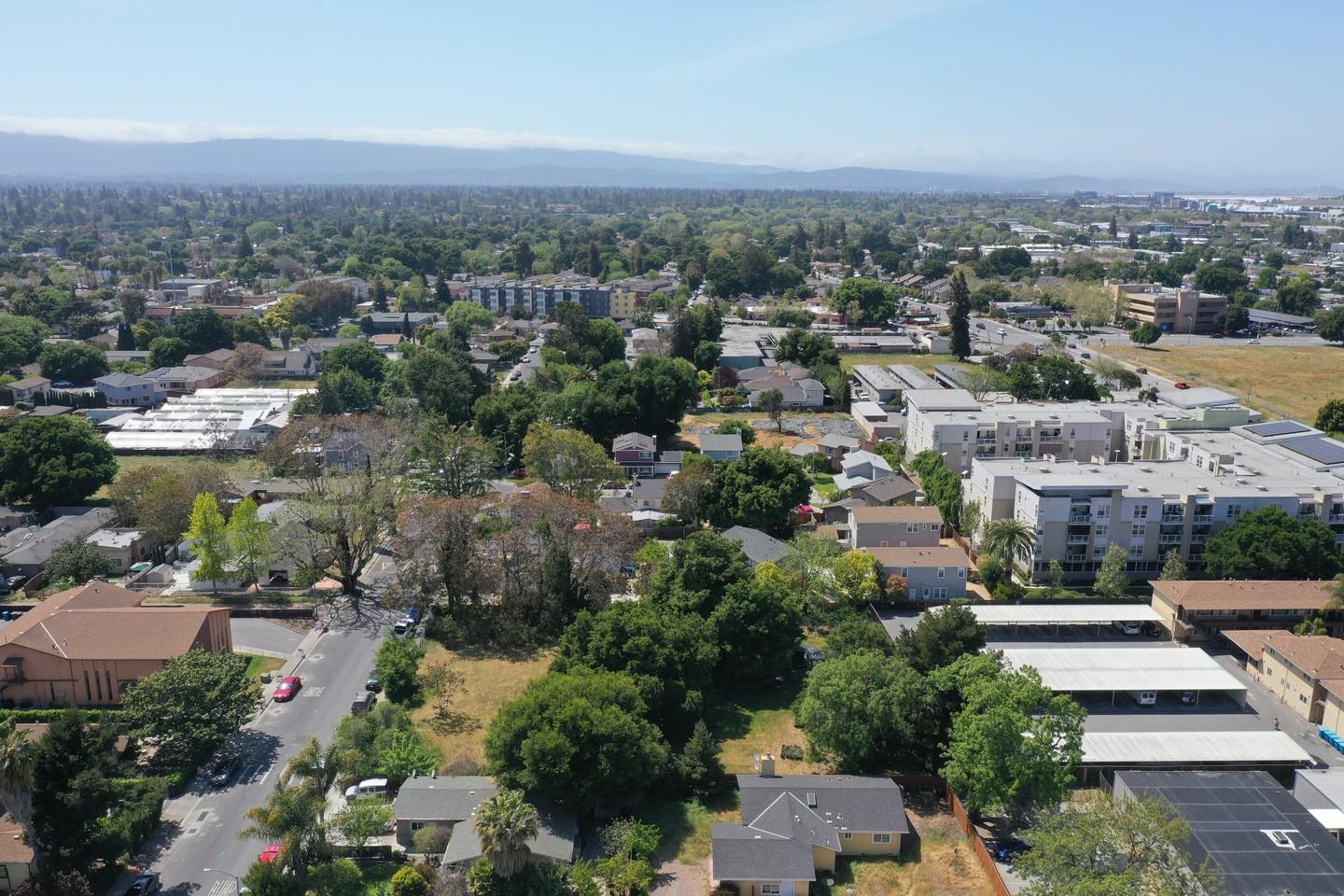 851 Weeks Street, EAST PALO ALTO, California 94303, ,Lots And Land,For Sale,Weeks Street,40964384