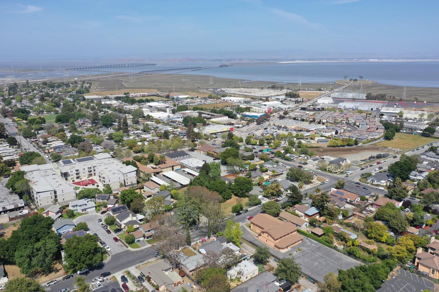 851 Weeks Street, EAST PALO ALTO, California 94303, ,Lots And Land,For Sale,Weeks Street,40964384