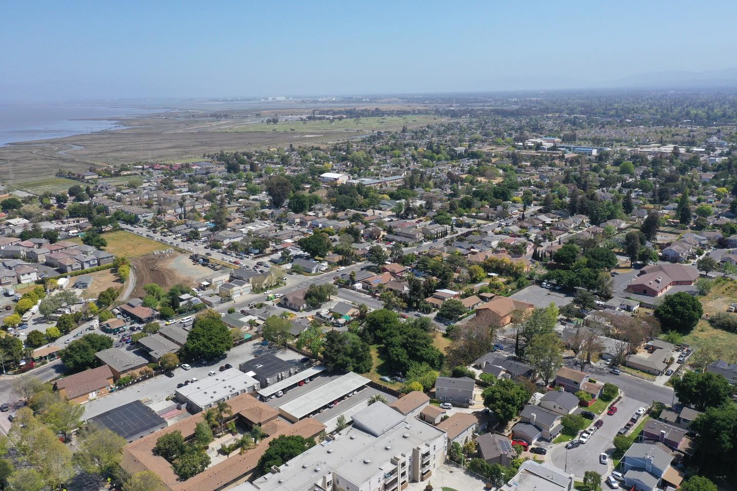 851 Weeks Street, EAST PALO ALTO, California 94303, ,Lots And Land,For Sale,Weeks Street,40964384