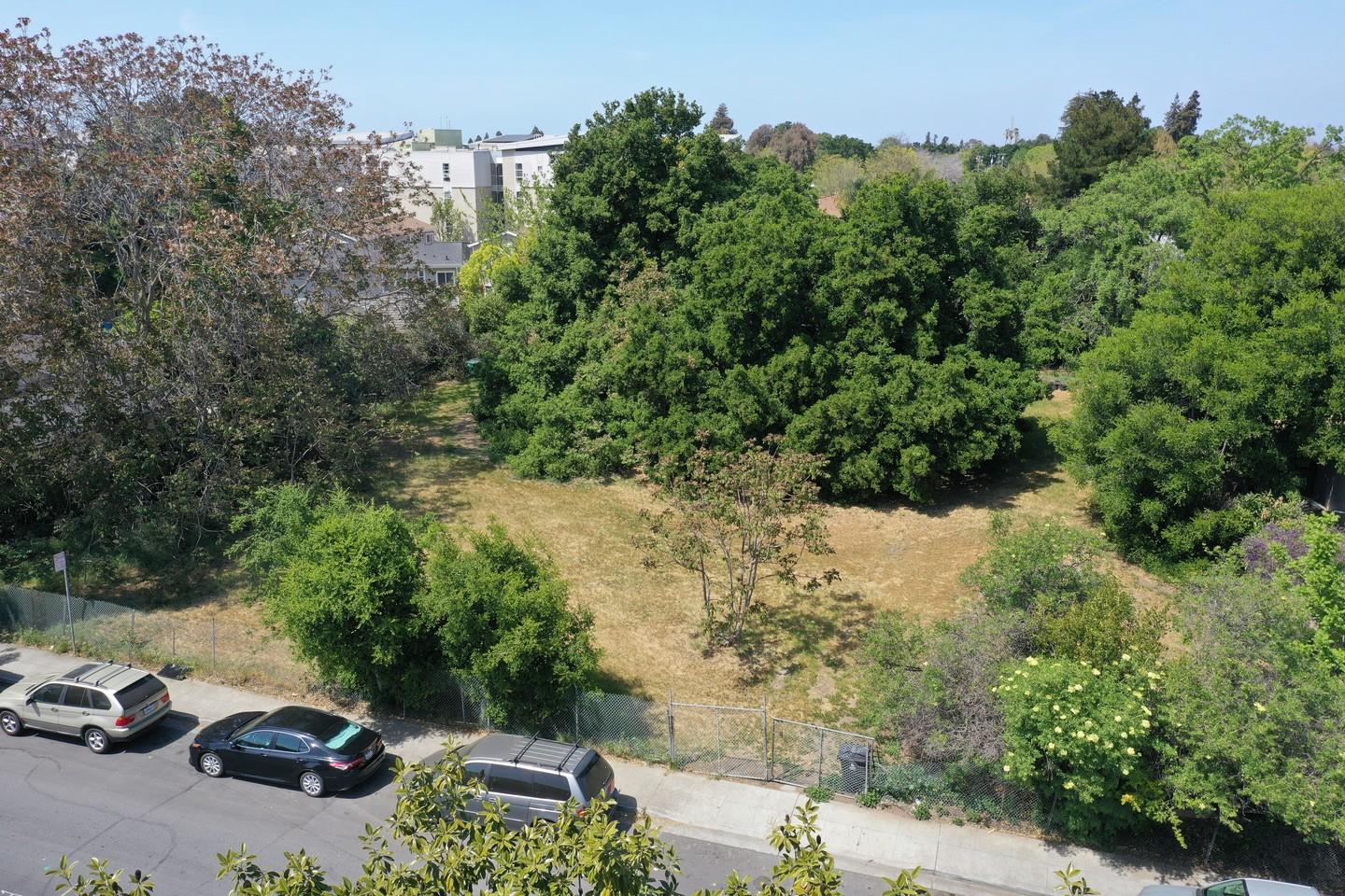 851 Weeks Street, EAST PALO ALTO, California 94303, ,Lots And Land,For Sale,Weeks Street,40964384