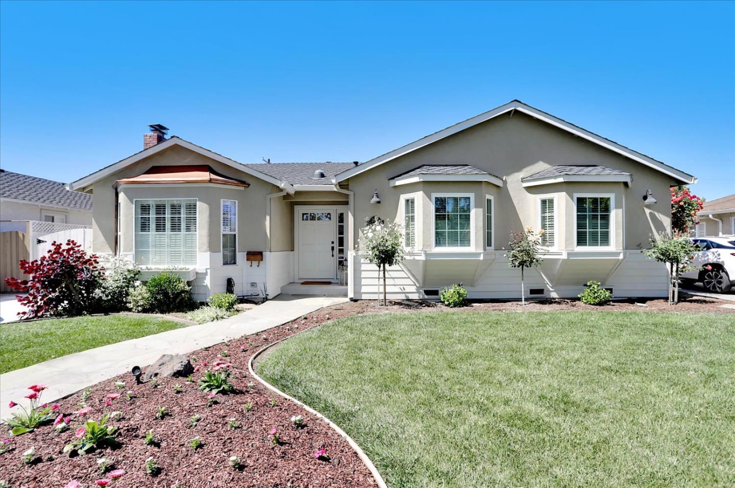 2093 Ellen Ave, San Jose, CA 95125 4 Beds 2 Baths (Sold