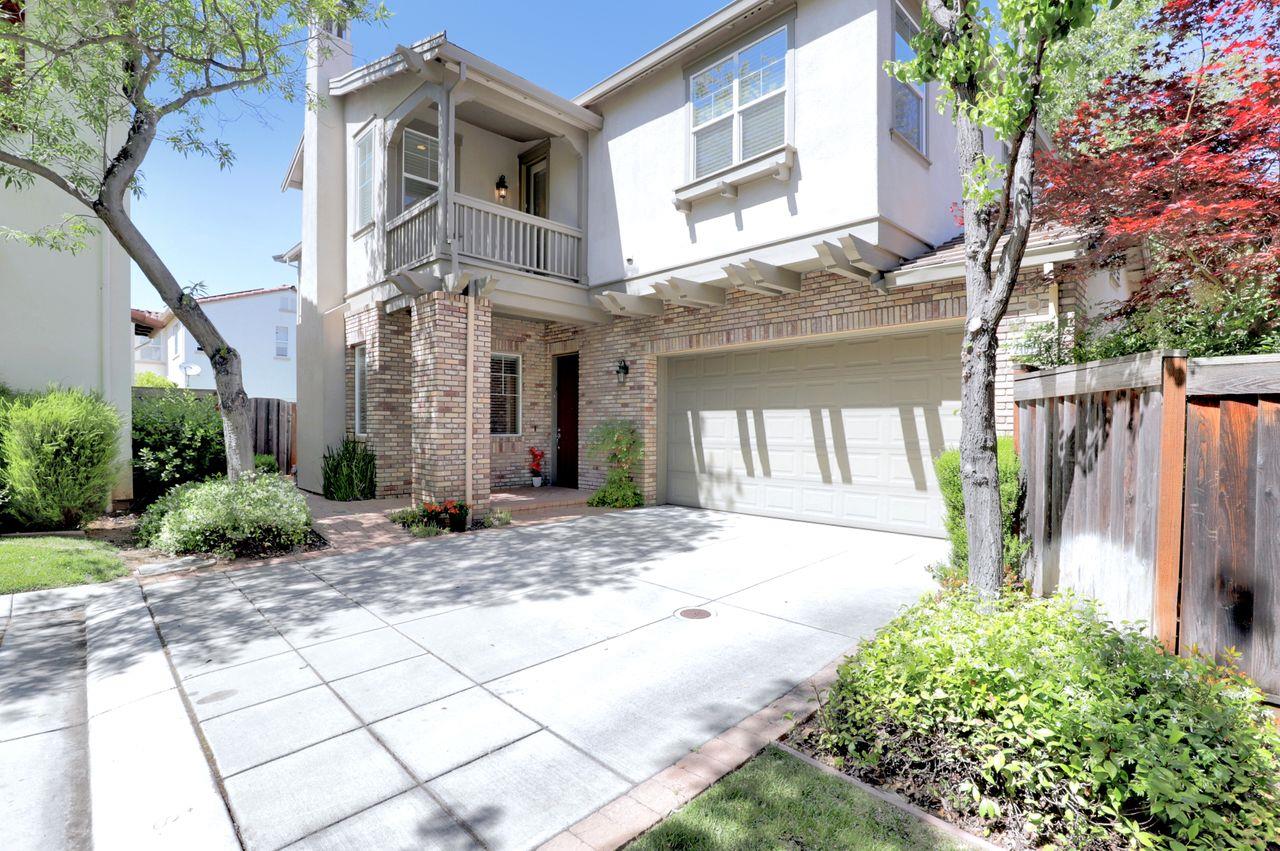 2107 Gullane Way, Gilroy, CA 95020 4 Beds 2/1 Baths (Sold