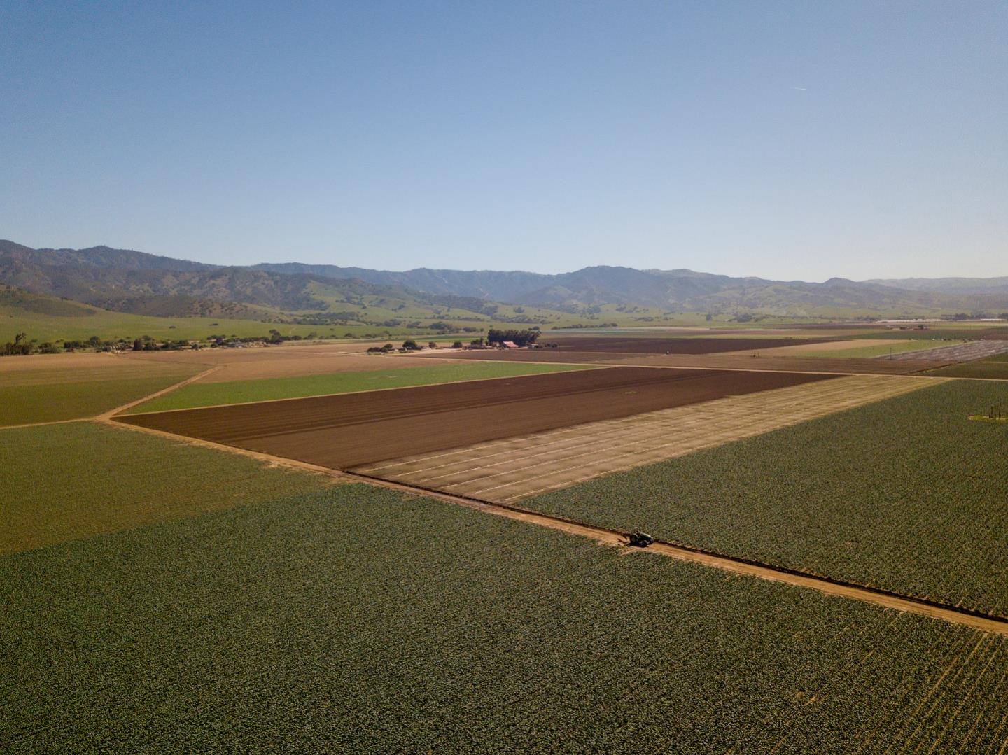 1559 Old Stage Road, SALINAS, California 93908, ,Comm Lots And Land,For Sale,Old Stage Road,40964387
