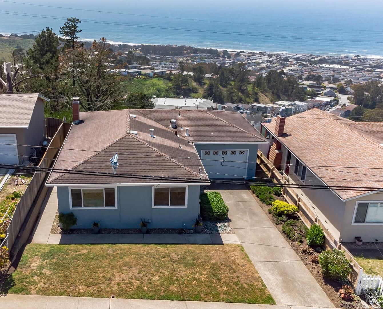Detail Gallery Image 1 of 1 For 452 Heathcliff Dr, Pacifica,  CA 94044 - 3 Beds | 1 Baths