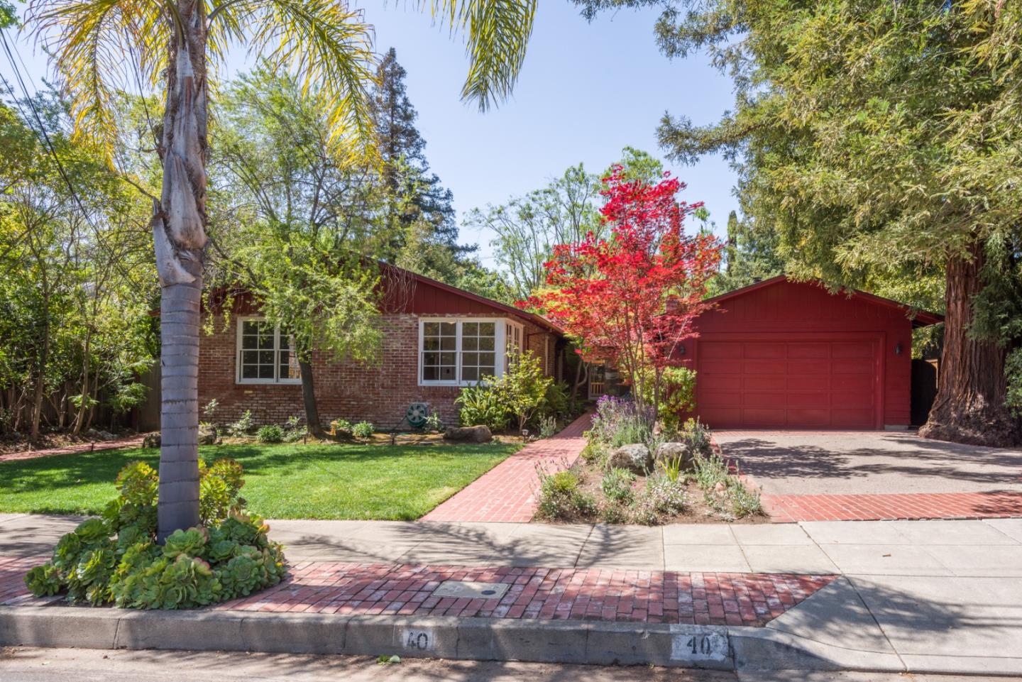 40 Nevada St, Redwood City, CA 94062 3 Beds 3 Baths (Sold