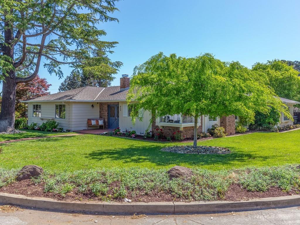 Detail Gallery Image 1 of 1 For 859 Carnation Ct, Los Altos,  CA 94024 - 4 Beds | 2/1 Baths