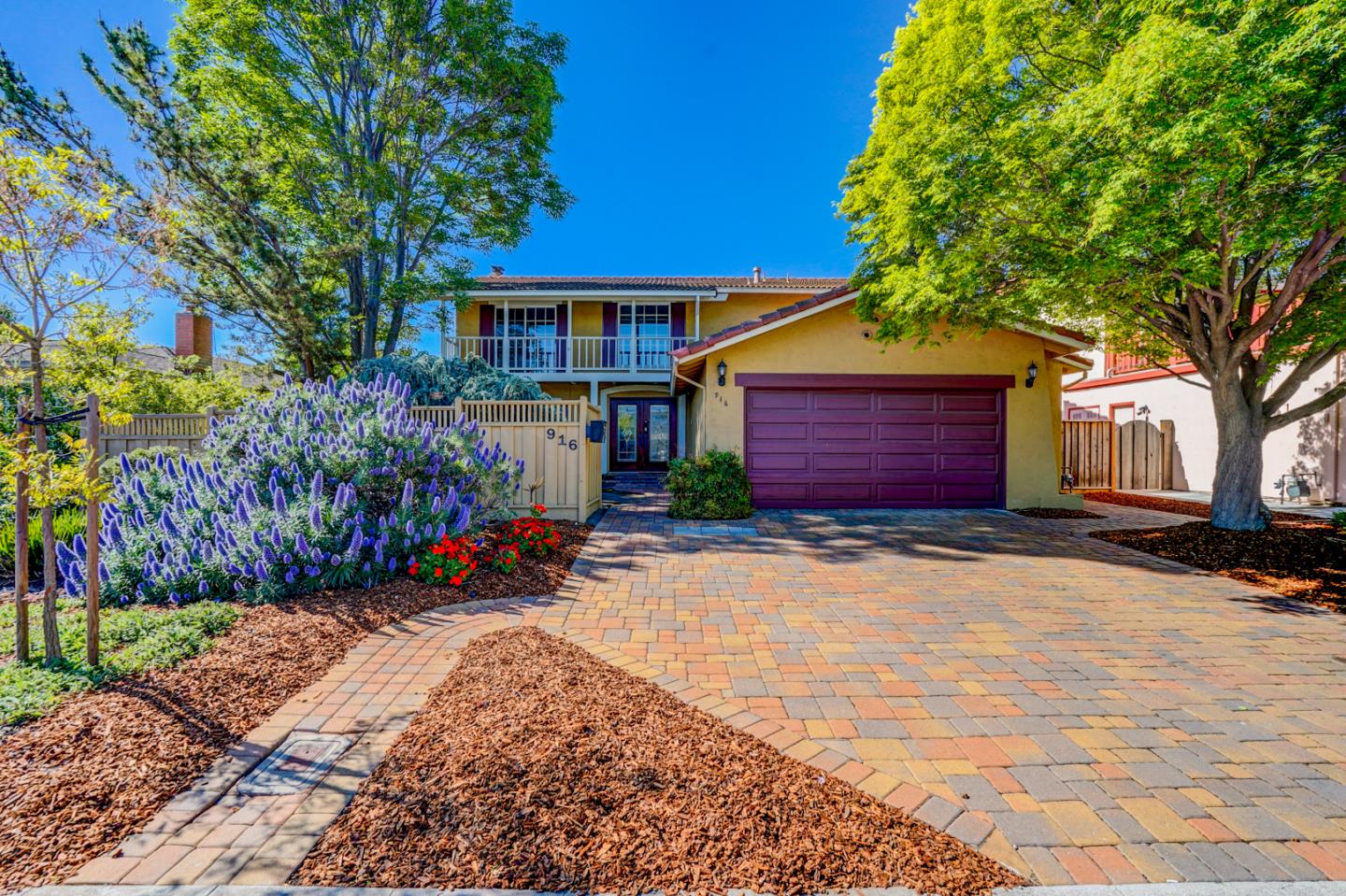 Detail Gallery Image 1 of 1 For 916 Bluebonnet Dr, Sunnyvale,  CA 94086 - 4 Beds | 2/1 Baths