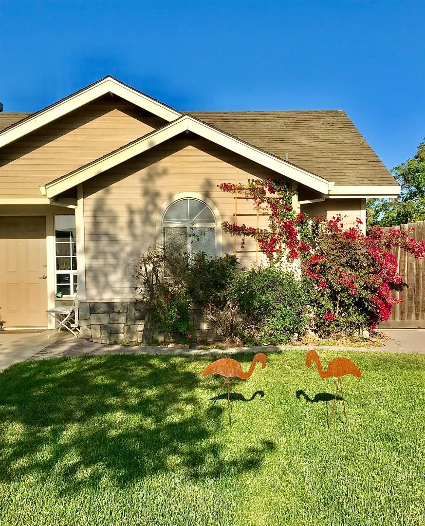 726 Malaga Ct, Soledad, CA 93960 3 Beds 2 Baths (Sold) ML81842337