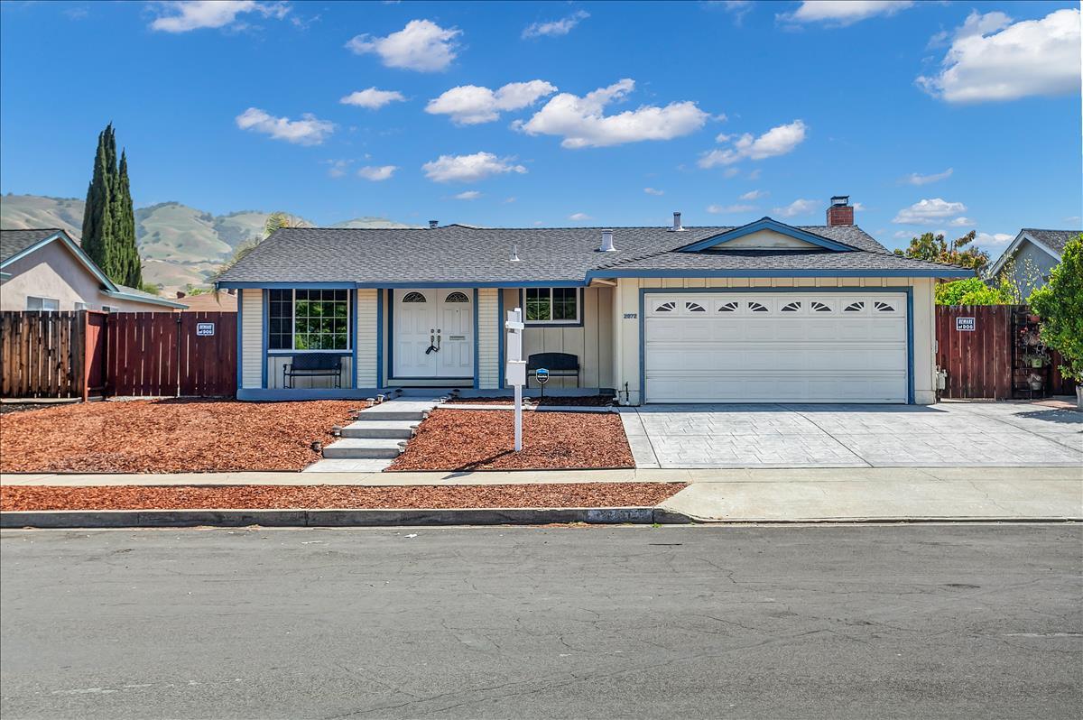 Detail Gallery Image 1 of 1 For 2872 Haughton Dr, San Jose,  CA 95148 - 3 Beds | 2 Baths