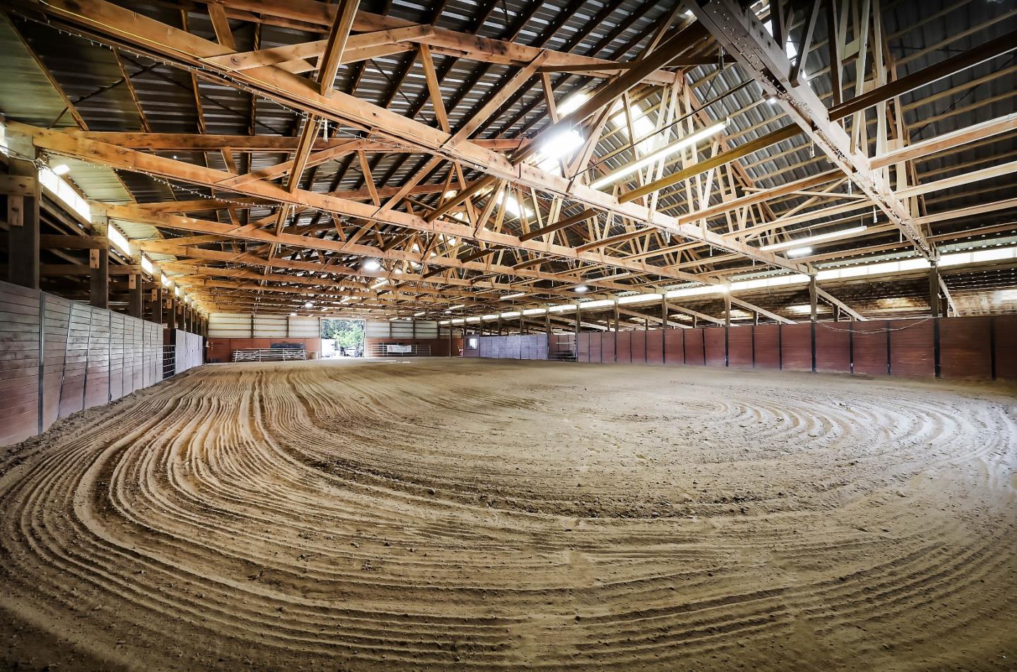 5818 Fairfax Road, BAKERSFIELD, California 93307, ,Comm Industrial For Sale,For Sale,Fairfax Road,40964473