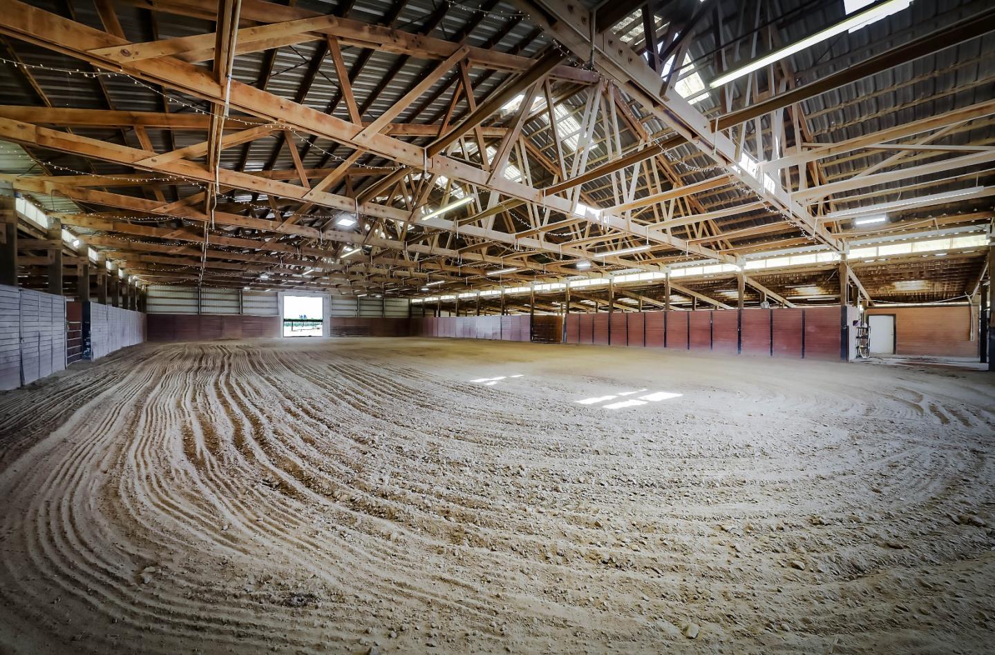 5818 Fairfax Road, BAKERSFIELD, California 93307, ,Comm Industrial For Sale,For Sale,Fairfax Road,40964473