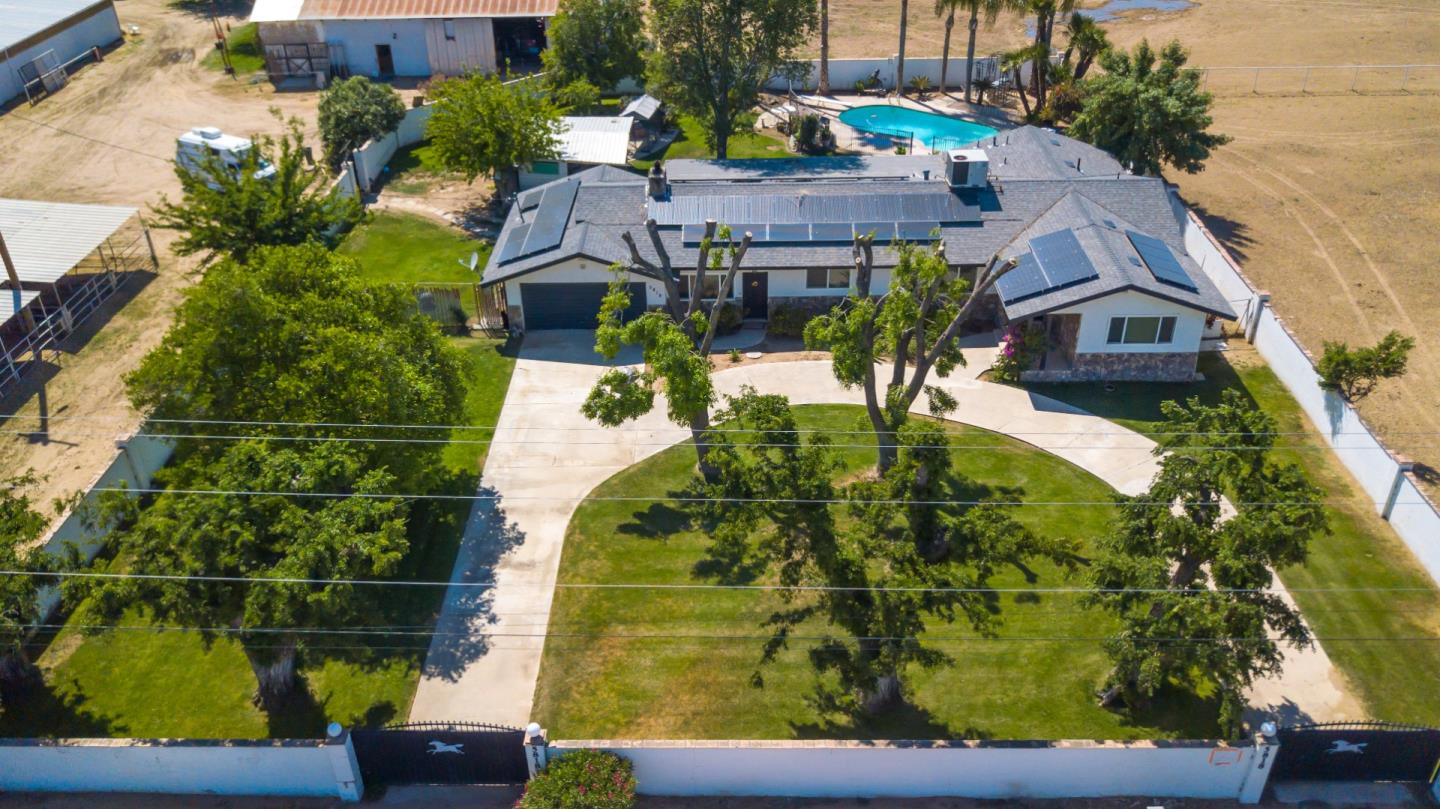 5818 Fairfax Road, BAKERSFIELD, California 93307, ,Comm Industrial For Sale,For Sale,Fairfax Road,40964473