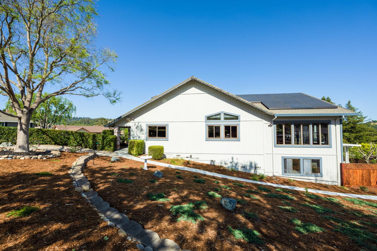 34 Casa Way, Scotts Valley, CA 95066 5 Beds 3 Baths (Active