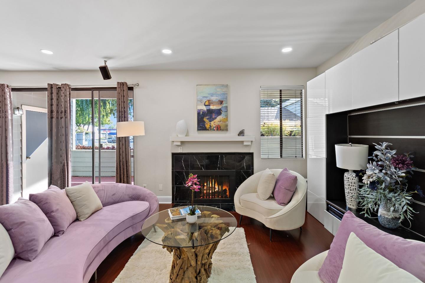 Detail Gallery Image 1 of 1 For 37168 Meadowbrook Cmn #105,  Fremont,  CA 94536 - 2 Beds | 2 Baths