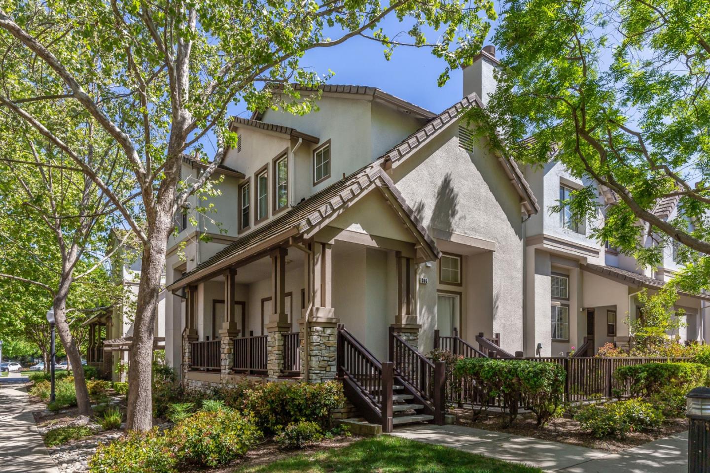 366 Flower Ln, Mountain View, CA 94043 3 Beds 2/1 Baths (Sold) ML81843003 MLSL