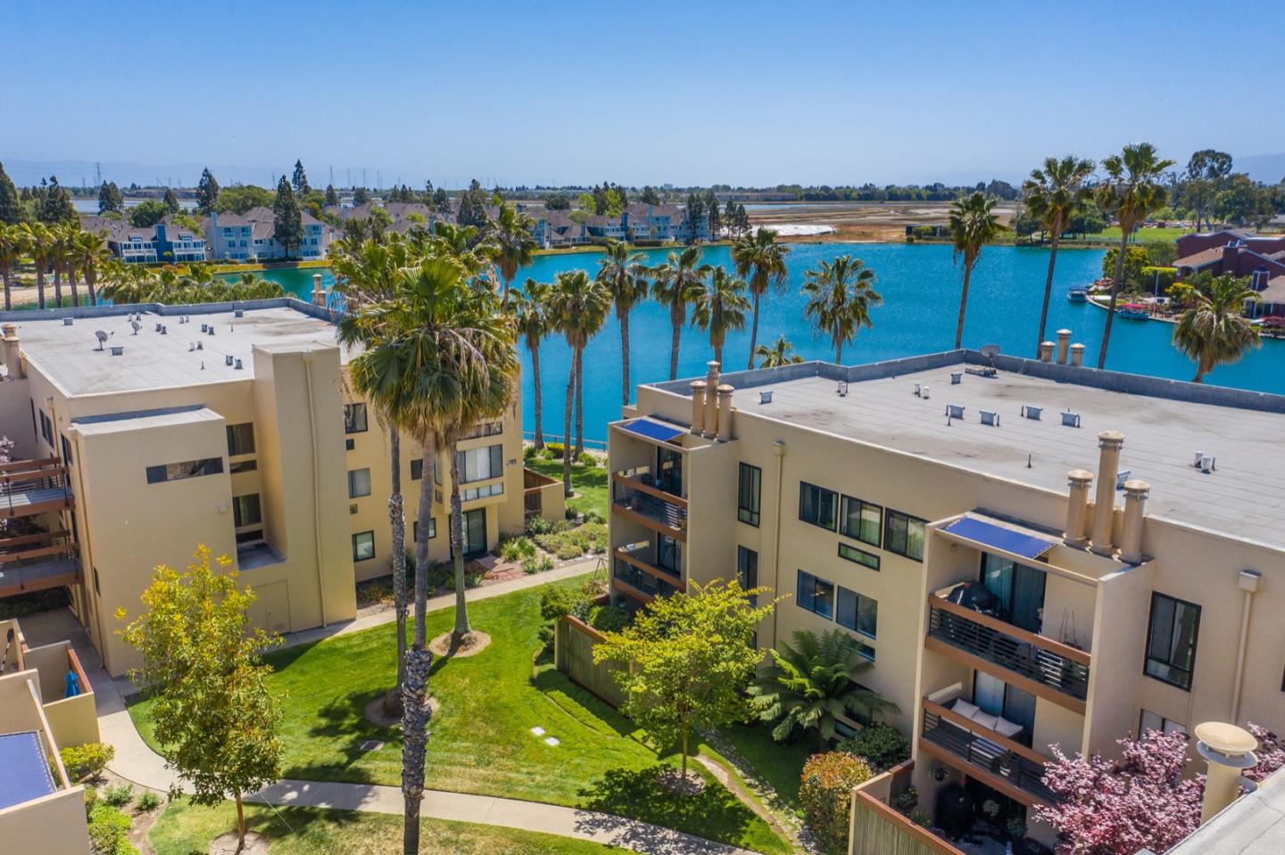 Detail Gallery Image 1 of 1 For 918 Beach Park Blvd #53,  Foster City,  CA 94404 - 2 Beds | 2 Baths