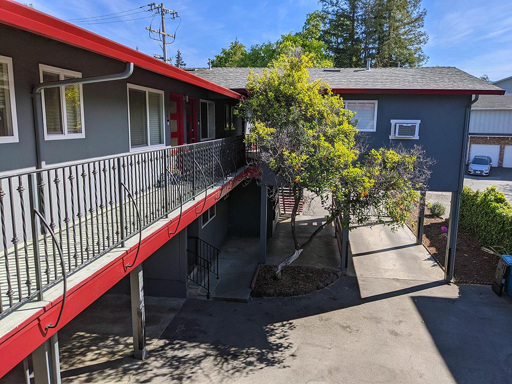131 Cerrito Avenue, REDWOOD CITY, California 94061, ,Comm Ri Multi-units 5+,For Sale,Cerrito Avenue,ML81843135