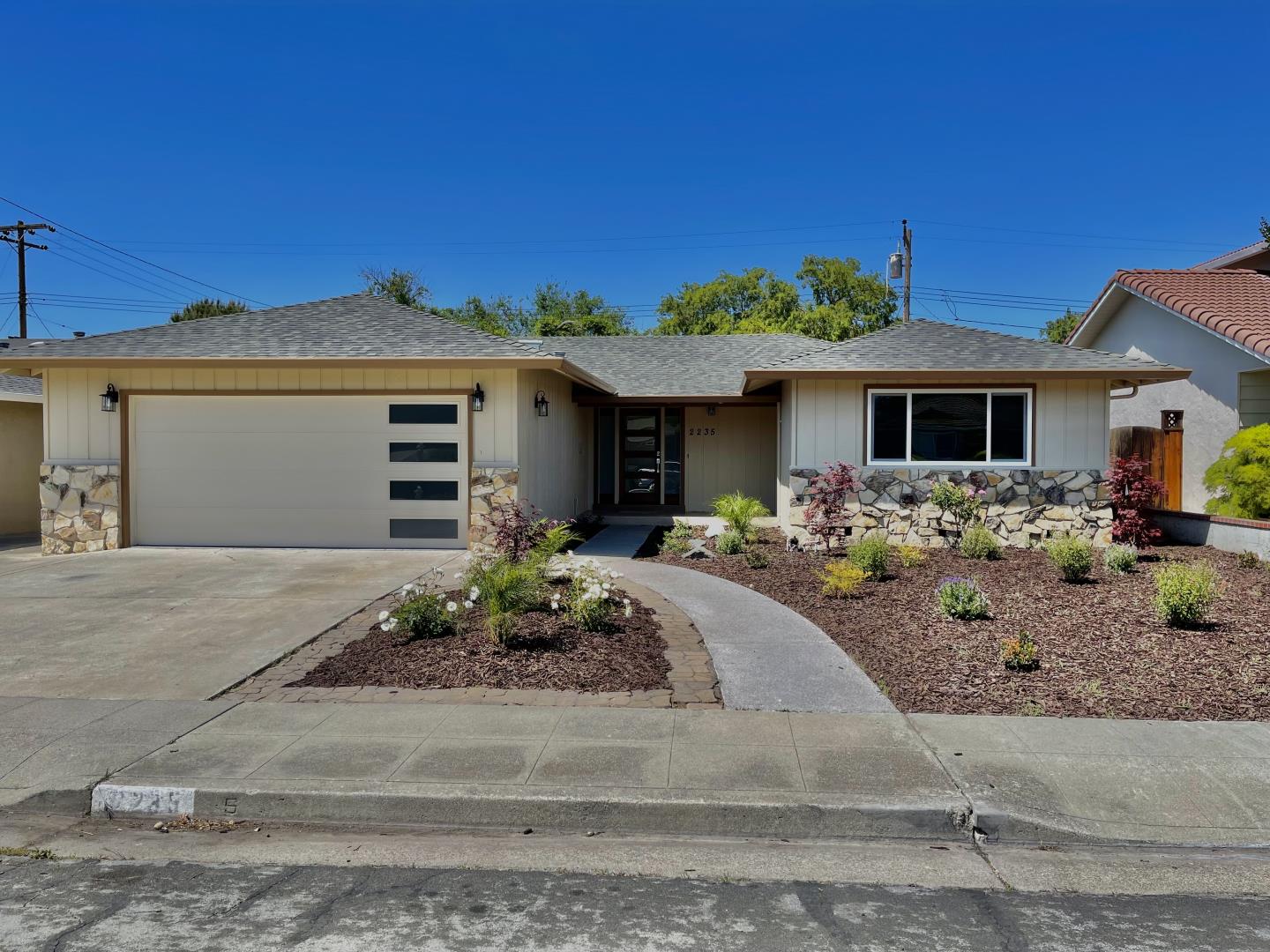 Detail Gallery Image 1 of 1 For 2235 Denise Dr, Santa Clara,  CA 95050 - 3 Beds | 2 Baths