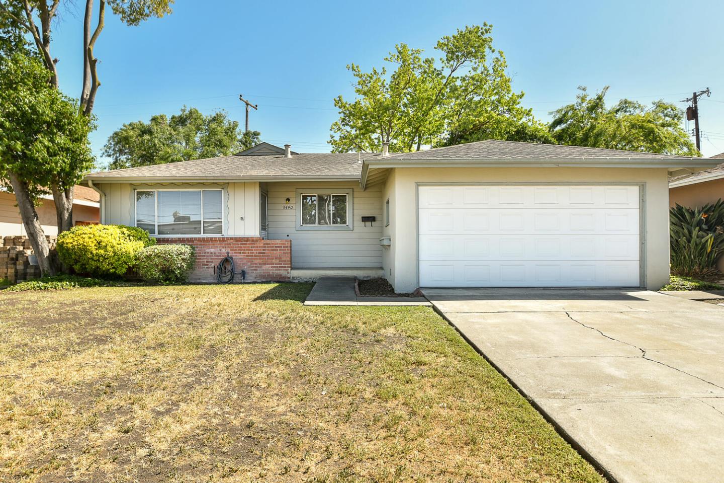 Detail Gallery Image 1 of 1 For 3490 Earl Dr, Santa Clara,  CA 95051 - 3 Beds | 2 Baths