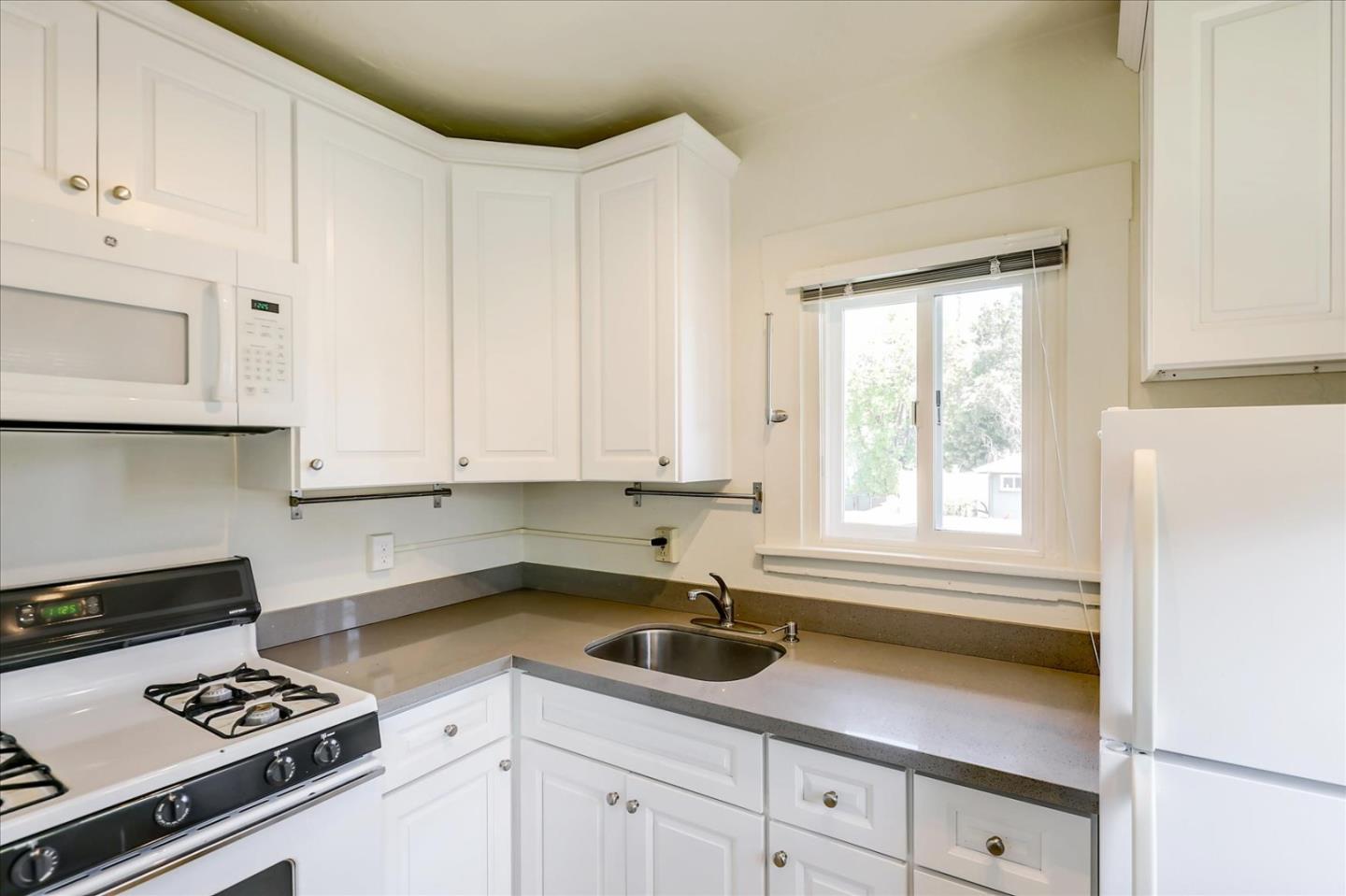 147-159 Emerson Street, PALO ALTO, California 94301, ,Comm Ri Multi-units 5+,For Sale,Emerson Street,ML81843310