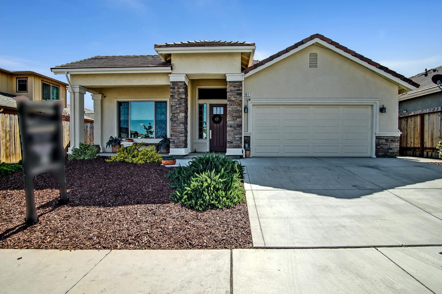 Detail Gallery Image 1 of 1 For 981 Bonnie View Dr, Hollister,  CA 95023 - 4 Beds | 2 Baths