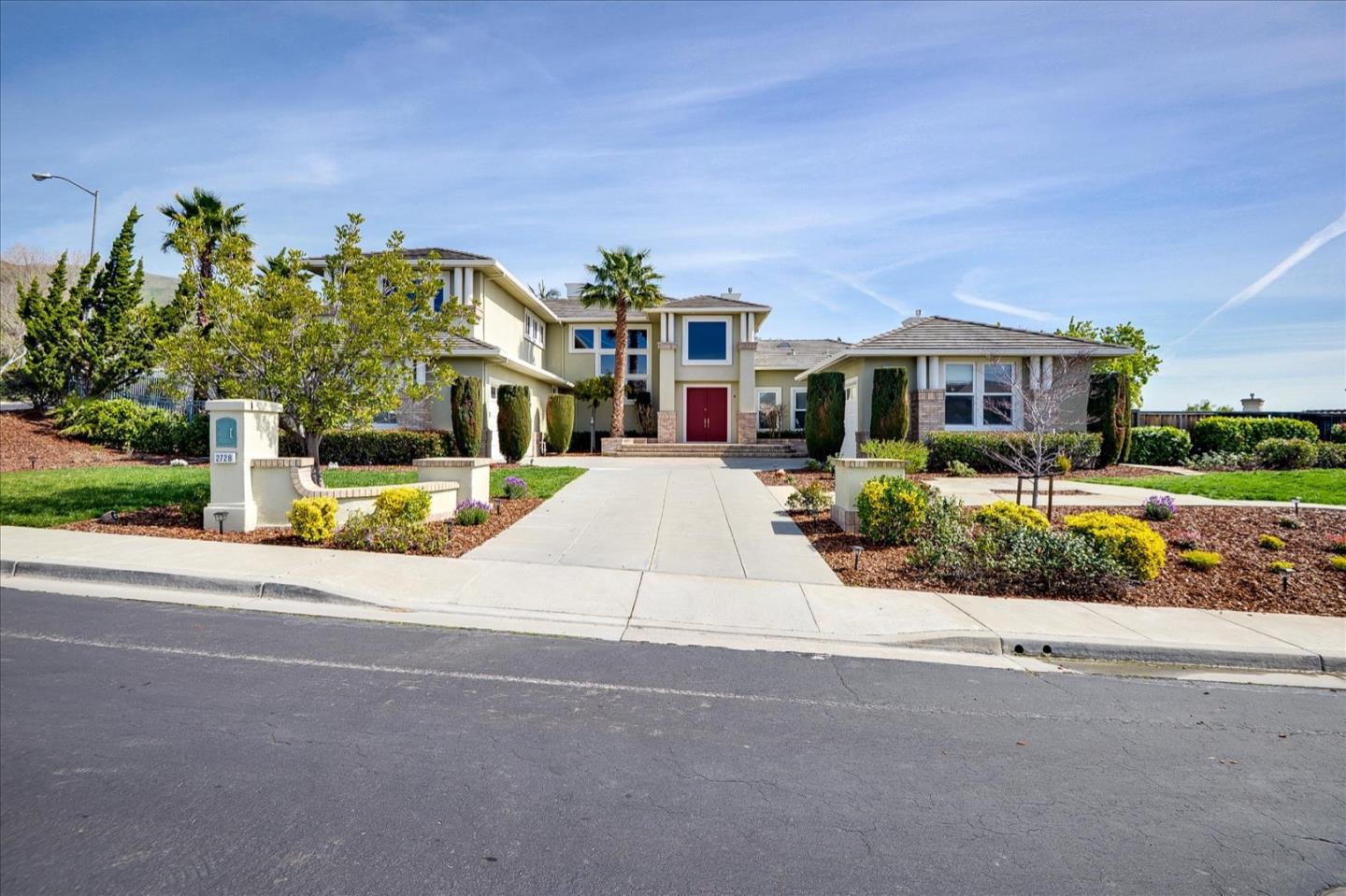 Detail Gallery Image 1 of 1 For 2728 Capitola Ter, Fremont,  CA 94539 - 4 Beds | 3/1 Baths